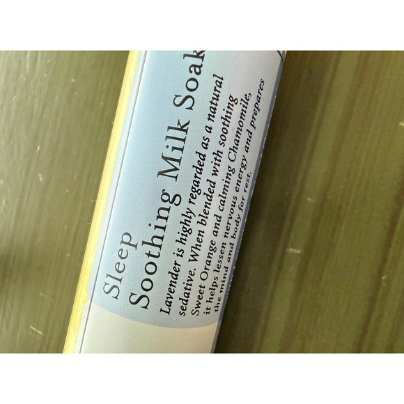 nos Bath & Body Works Aromatherapy‎ Sleep Soothing Milk Soak 2.5 oz Lavender - Picture 2 of 2